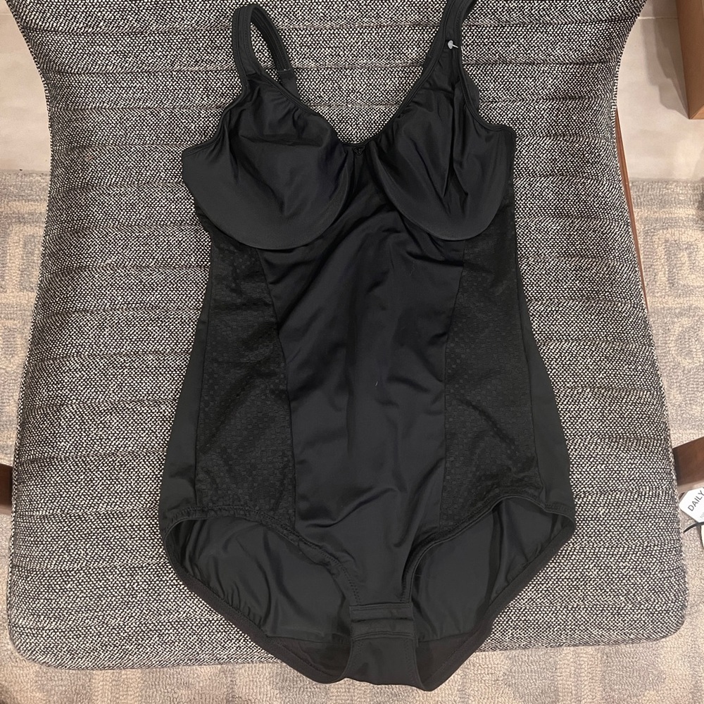BALI - Firm Control Body Shaper - BLACK 36D